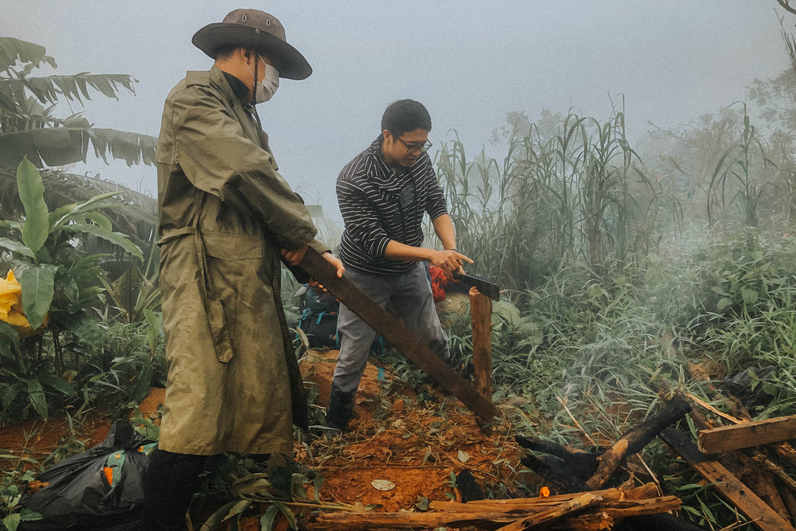 Núi Bà Đen, cơn ác mộng mang tên “Đường cột điện”