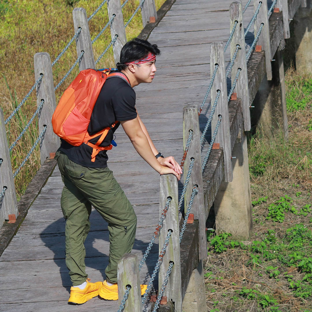 Balo leo núi dung tích 15 lít Yuzi Ultralight YZ15